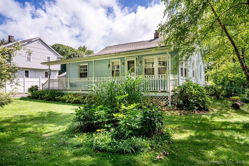 22 Lewis Avenue