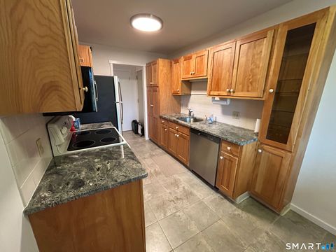 Tiny photo for 419 Heritage Village #B, Southbury, CT 06488 (MLS # 24145554)