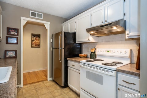 Tiny photo for 25 Mallard Drive #25, Farmington, CT 06001 (MLS # 24201172)