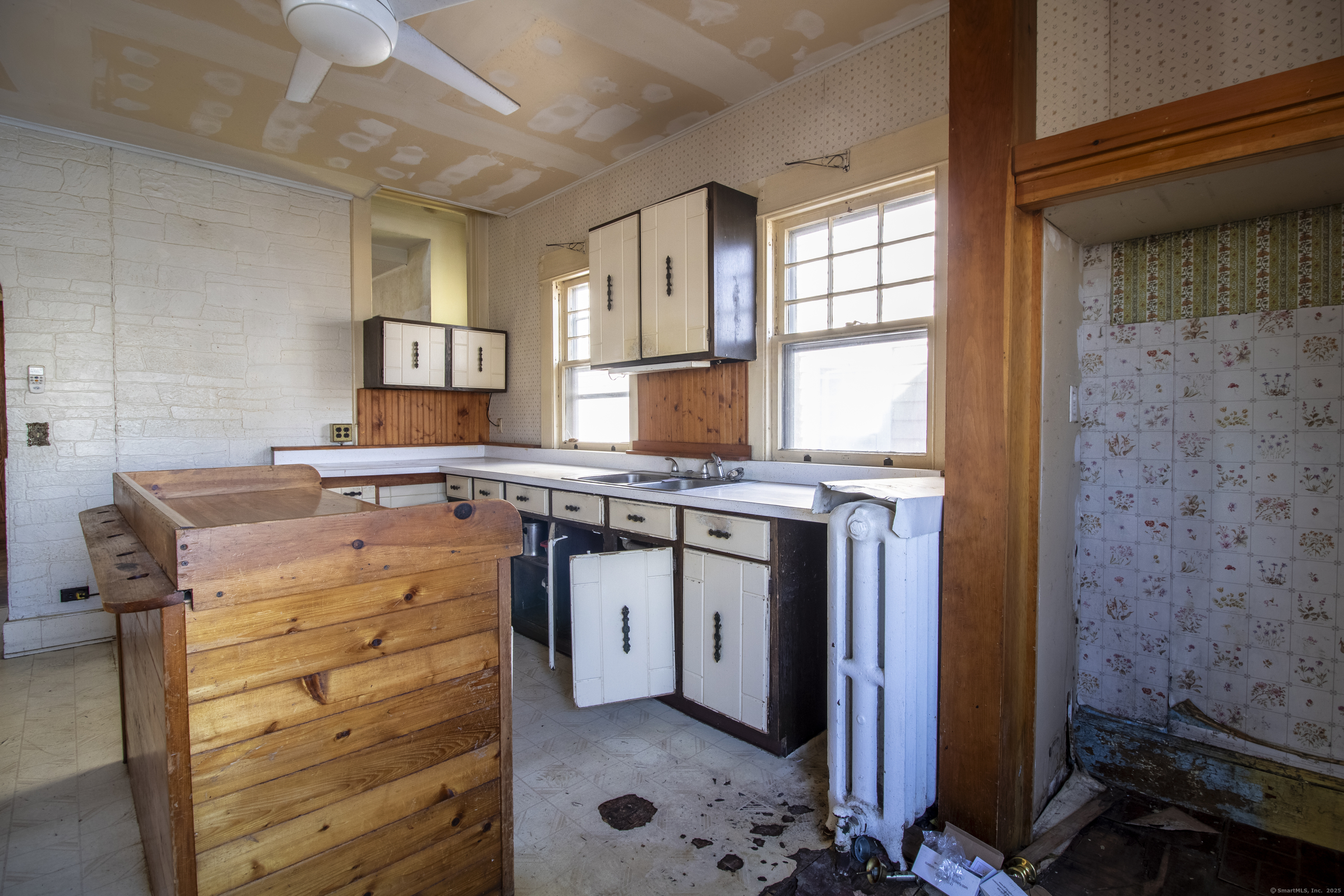 53 Washington Manor Avenue, West Haven, Connecticut image 3
