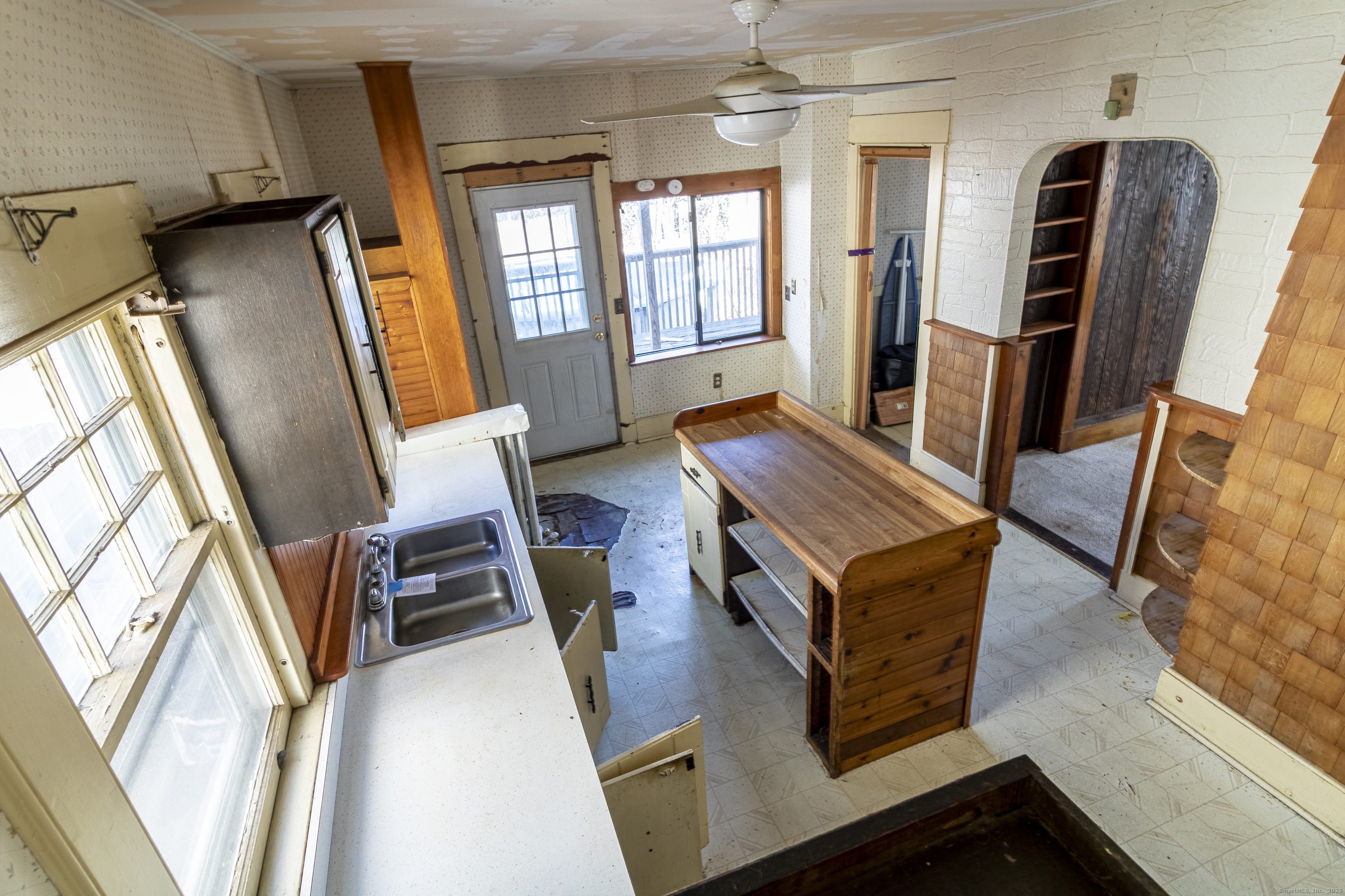 53 Washington Manor Avenue, West Haven, Connecticut image 5