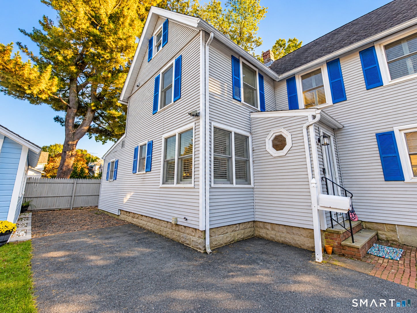 18 Willow Street