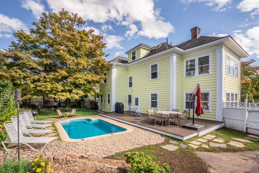 Photo of 1640 Boulevard Boulevard, West Hartford, CT 06107 (MLS # 24111582)