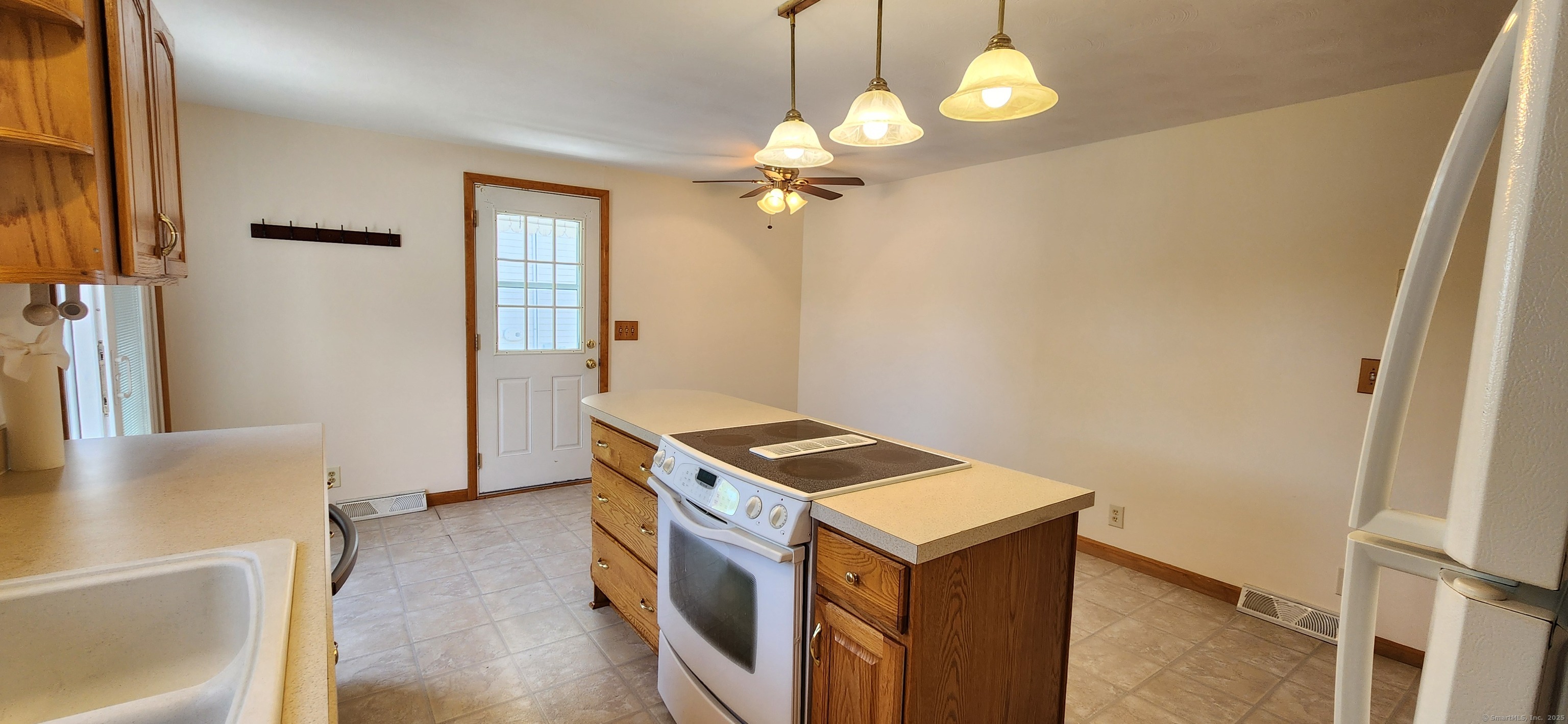 116 Aimes Drive, West Haven, Connecticut image 13