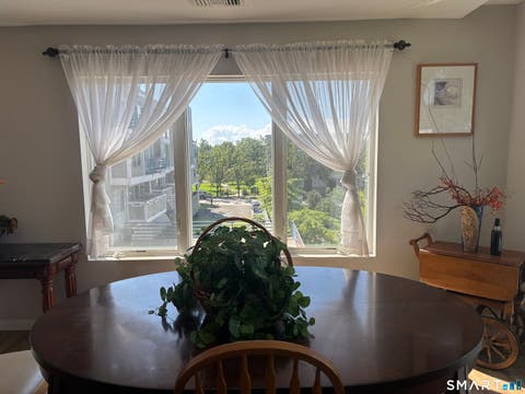 Tiny photo for 133 Harbor Close #133, New Haven, CT 06519 (MLS # 24201716)
