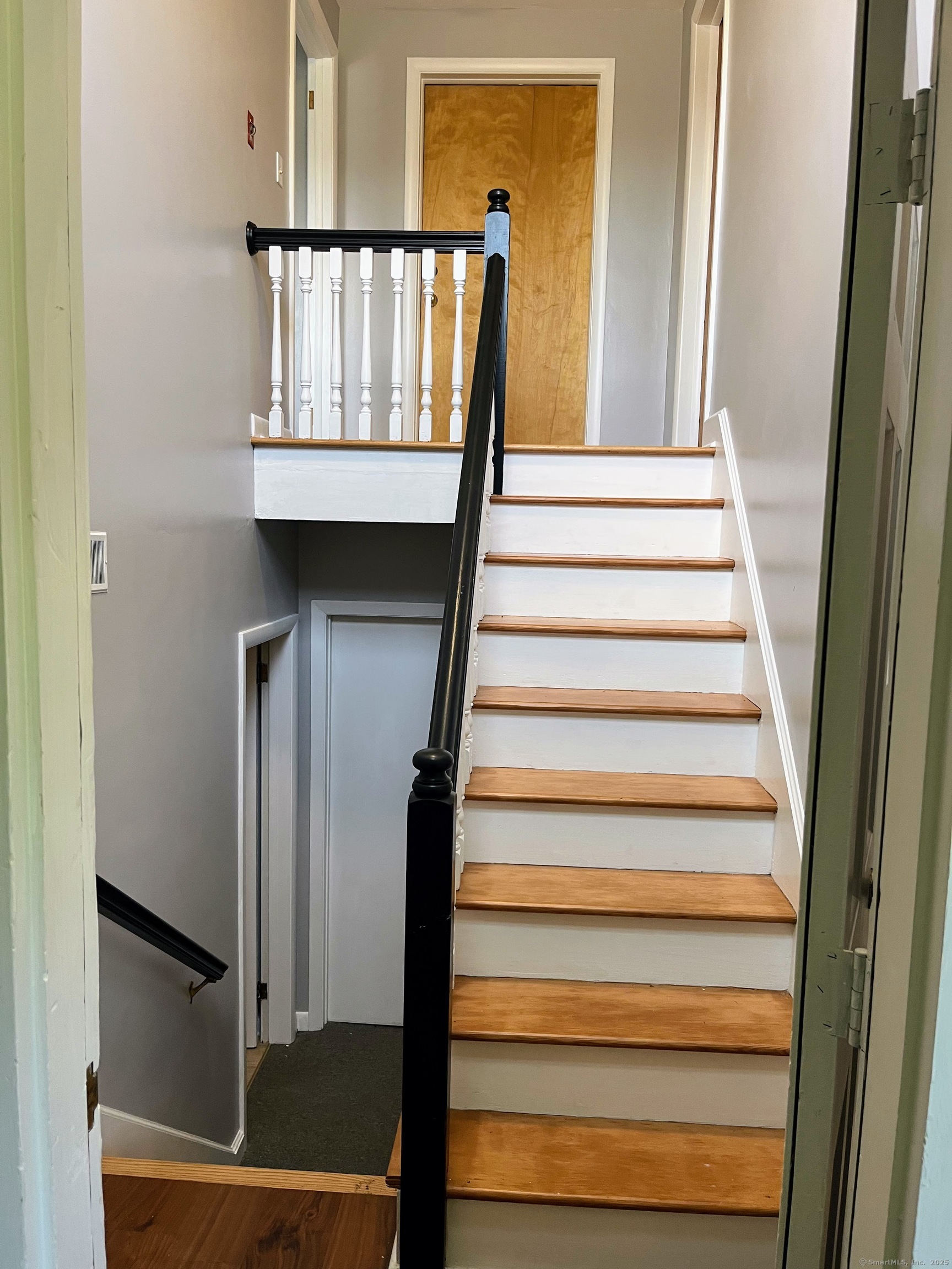 Granby, Connecticut 06035, United States, ,Residential,Active,174583