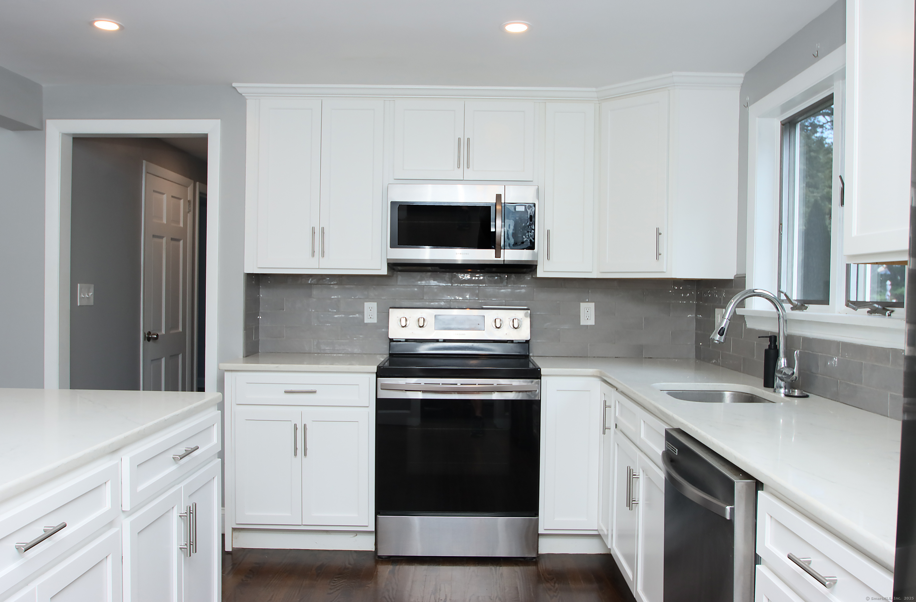 785 Old Turnpike Road