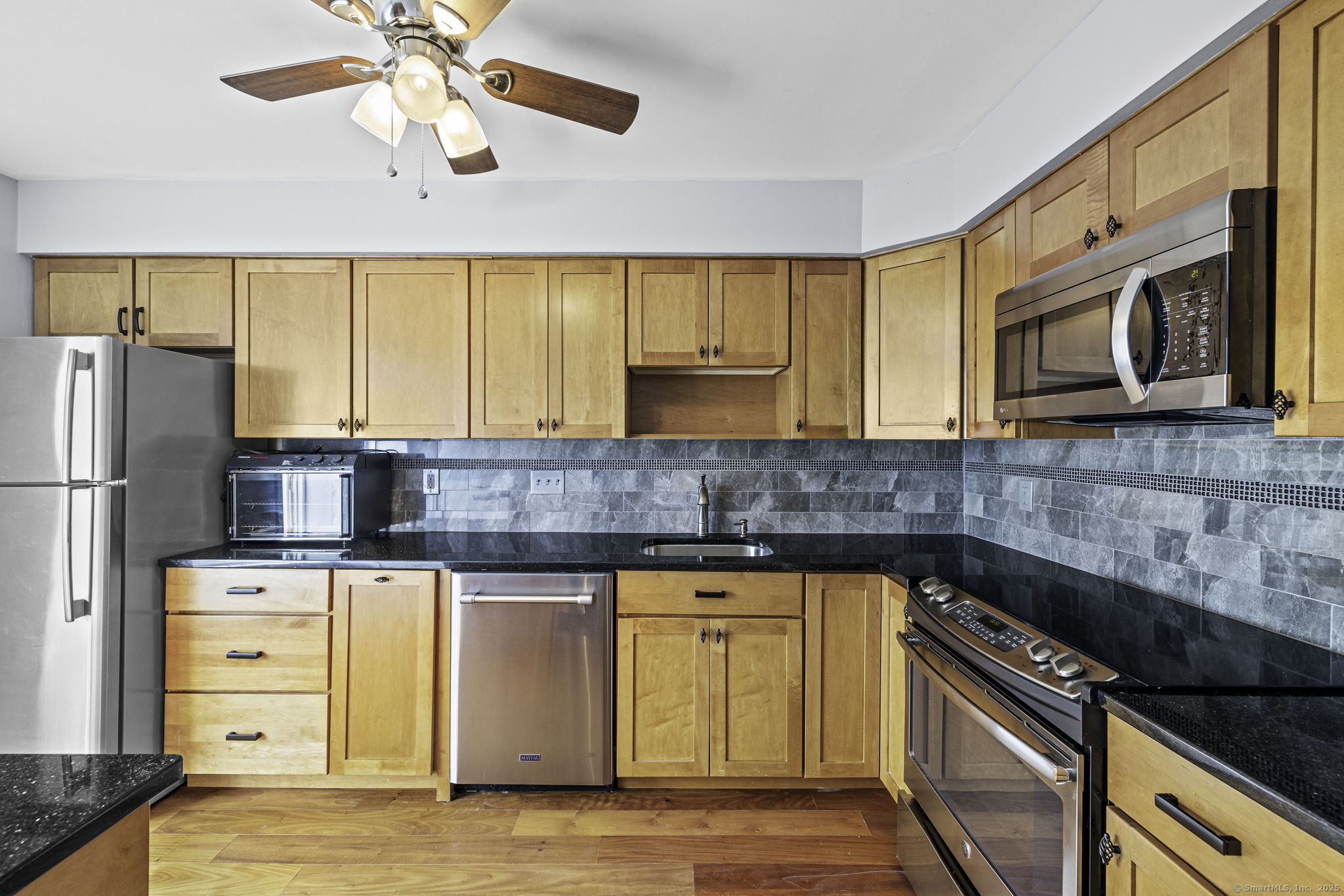 71 Aiken Street #APT L2, Norwalk, Connecticut image 5