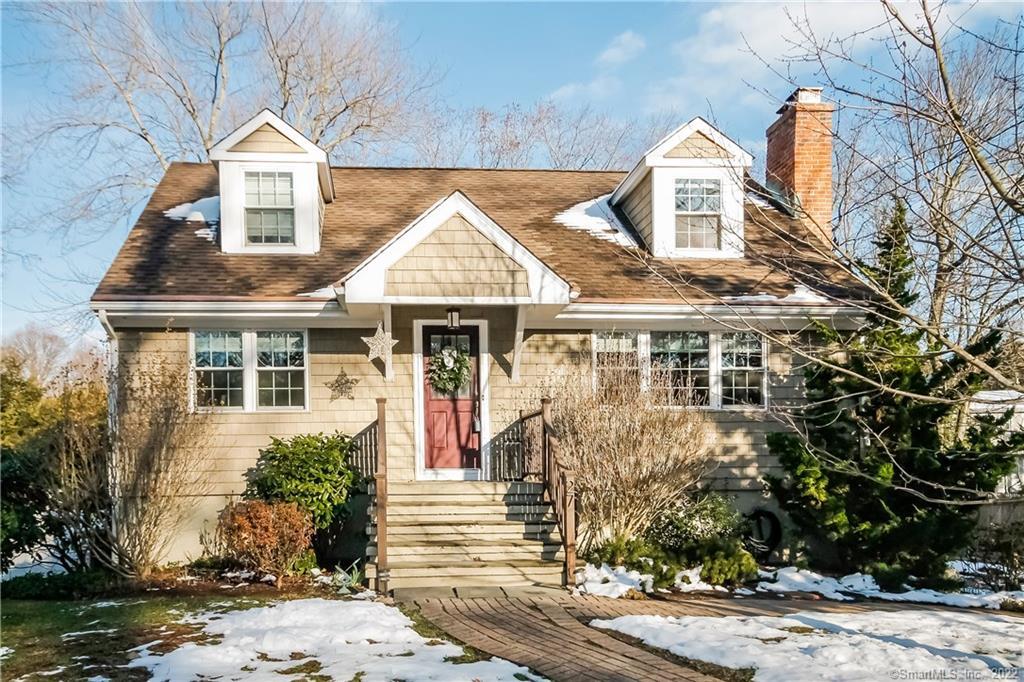 Photo 1 of 27 Deepwood Lane, Norwalk, Connecticut, $517,500, Web #: 170037978