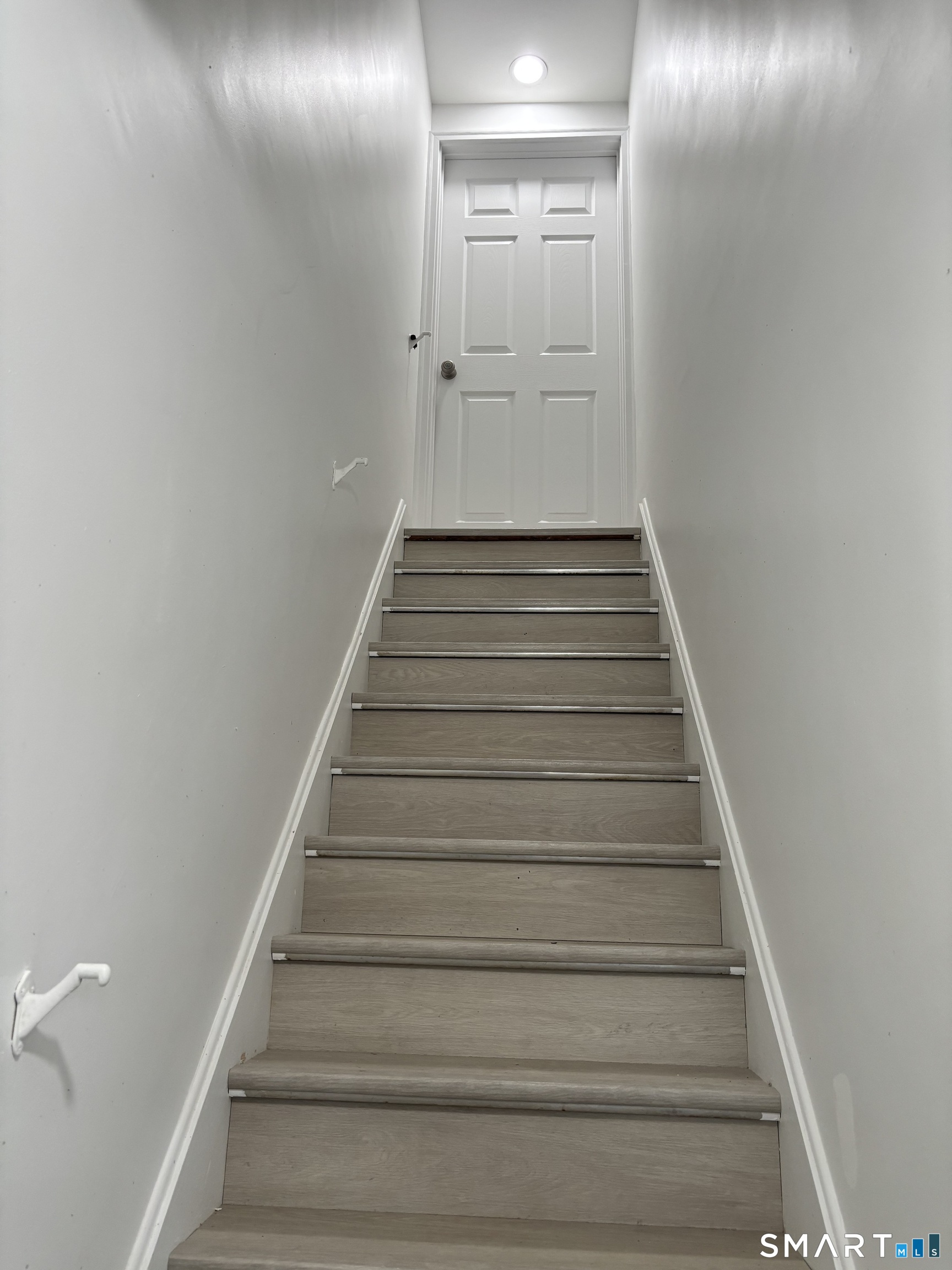 23 Roosevelt Avenue #2