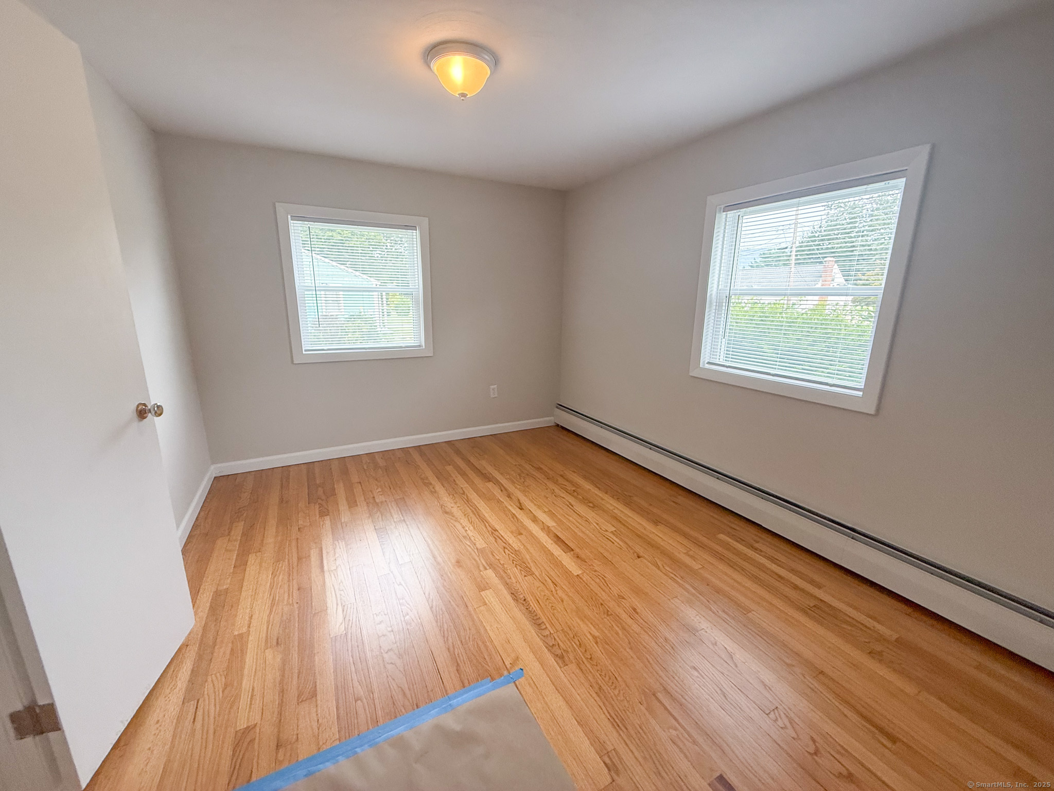 Simsbury, Connecticut 06089, United States, 2 Bedrooms Bedrooms, ,1 BathroomBathrooms,Residential,Active,193163