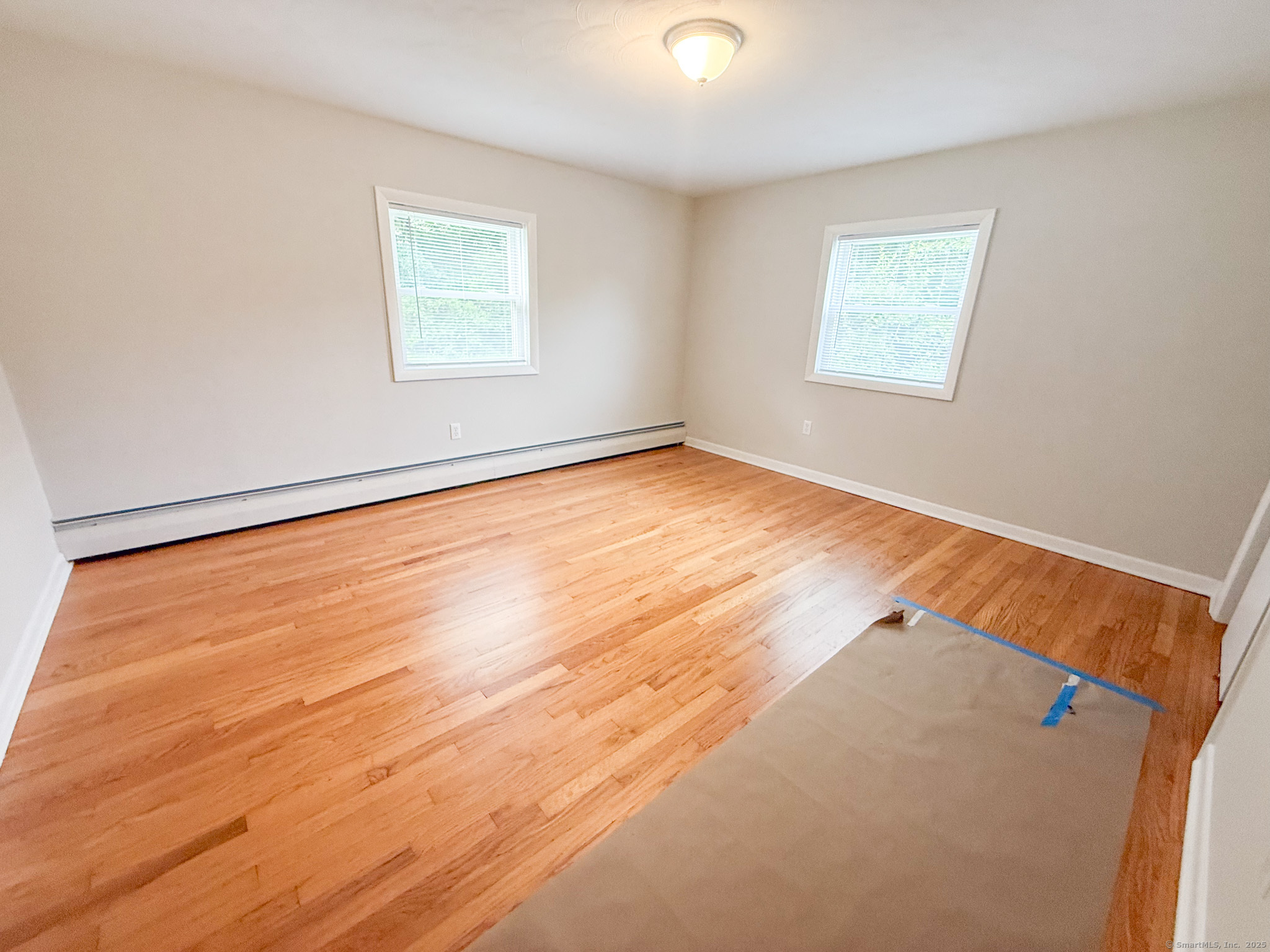 Simsbury, Connecticut 06089, United States, 2 Bedrooms Bedrooms, ,1 BathroomBathrooms,Residential,Active,193163