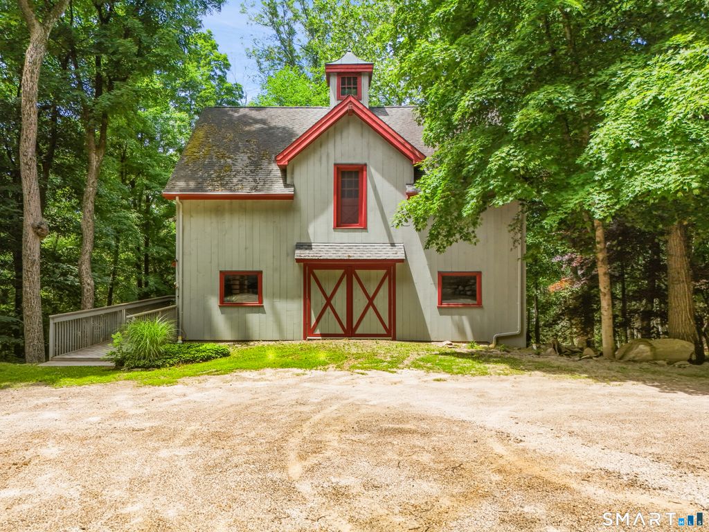 Photo of 5 Newtown Turnpike, Weston, CT 06883 (MLS # 24162524)