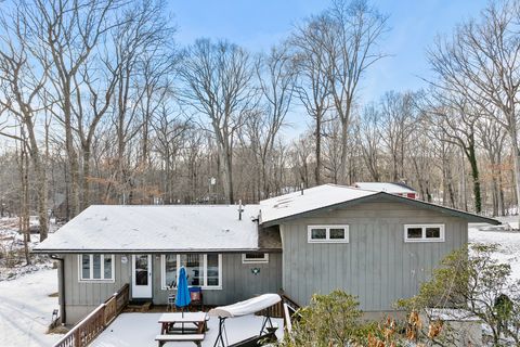 A home in Ledyard