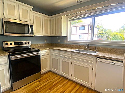 Tiny photo for 27 Crows Nest Lane #4B, Danbury, CT 06810 (MLS # 24150137)