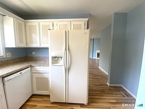 Tiny photo for 27 Crows Nest Lane #4B, Danbury, CT 06810 (MLS # 24150137)