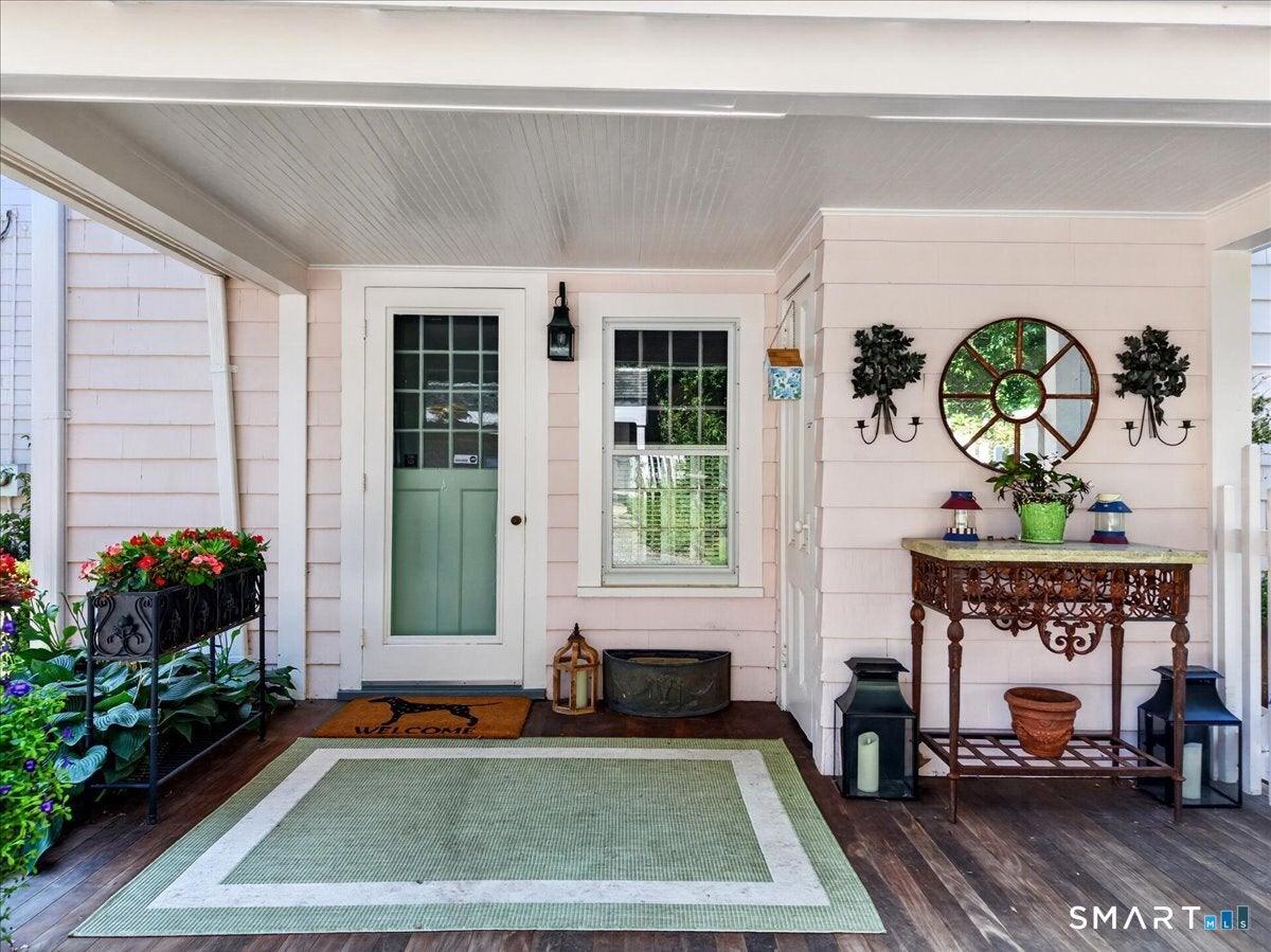 25 Johnny Cake Hill Road