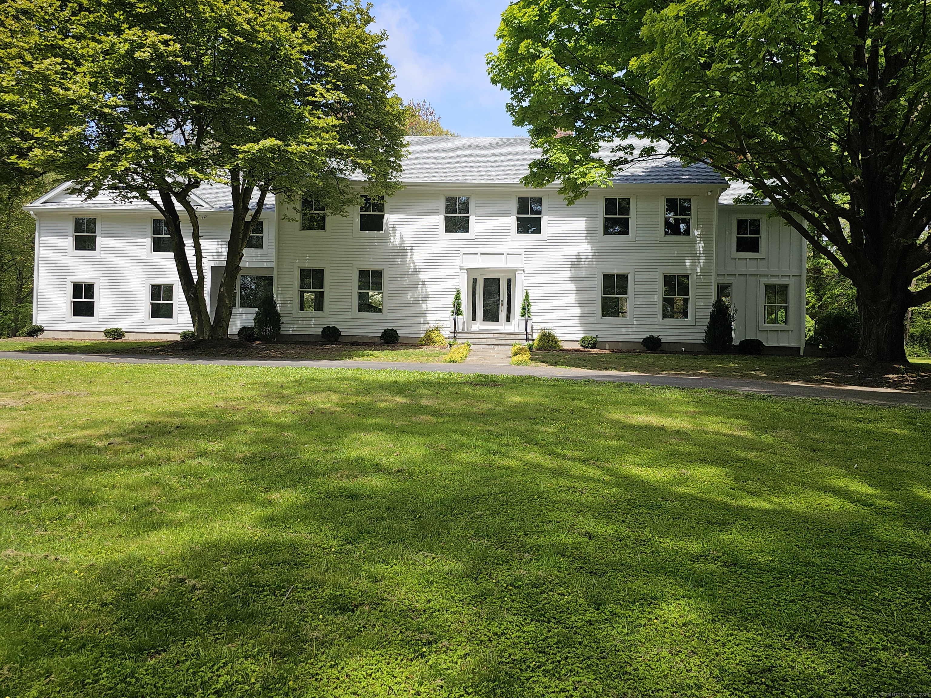 Property for Sale at 87 Talmadge Hill Road, New Canaan, Connecticut - Bedrooms: 5 
Bathrooms: 5.5 
Rooms: 13  - $3,250,000