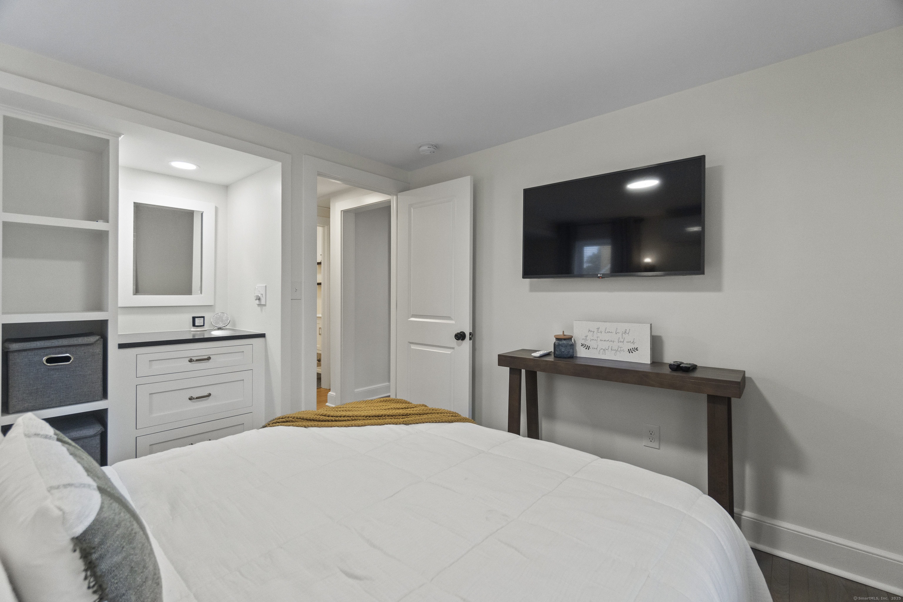 18 King Street, Old Saybrook, Connecticut image 13