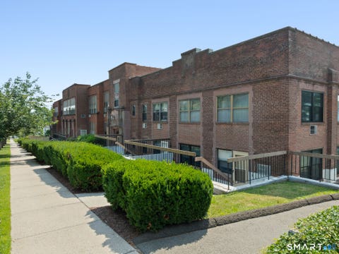 Tiny photo for 201 College Street #8, Middletown, CT 06457 (MLS # 24188705)