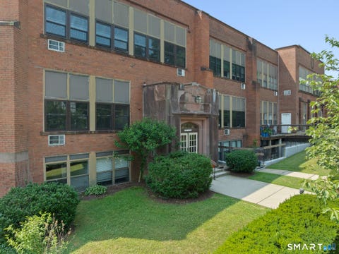 Tiny photo for 201 College Street #8, Middletown, CT 06457 (MLS # 24188705)