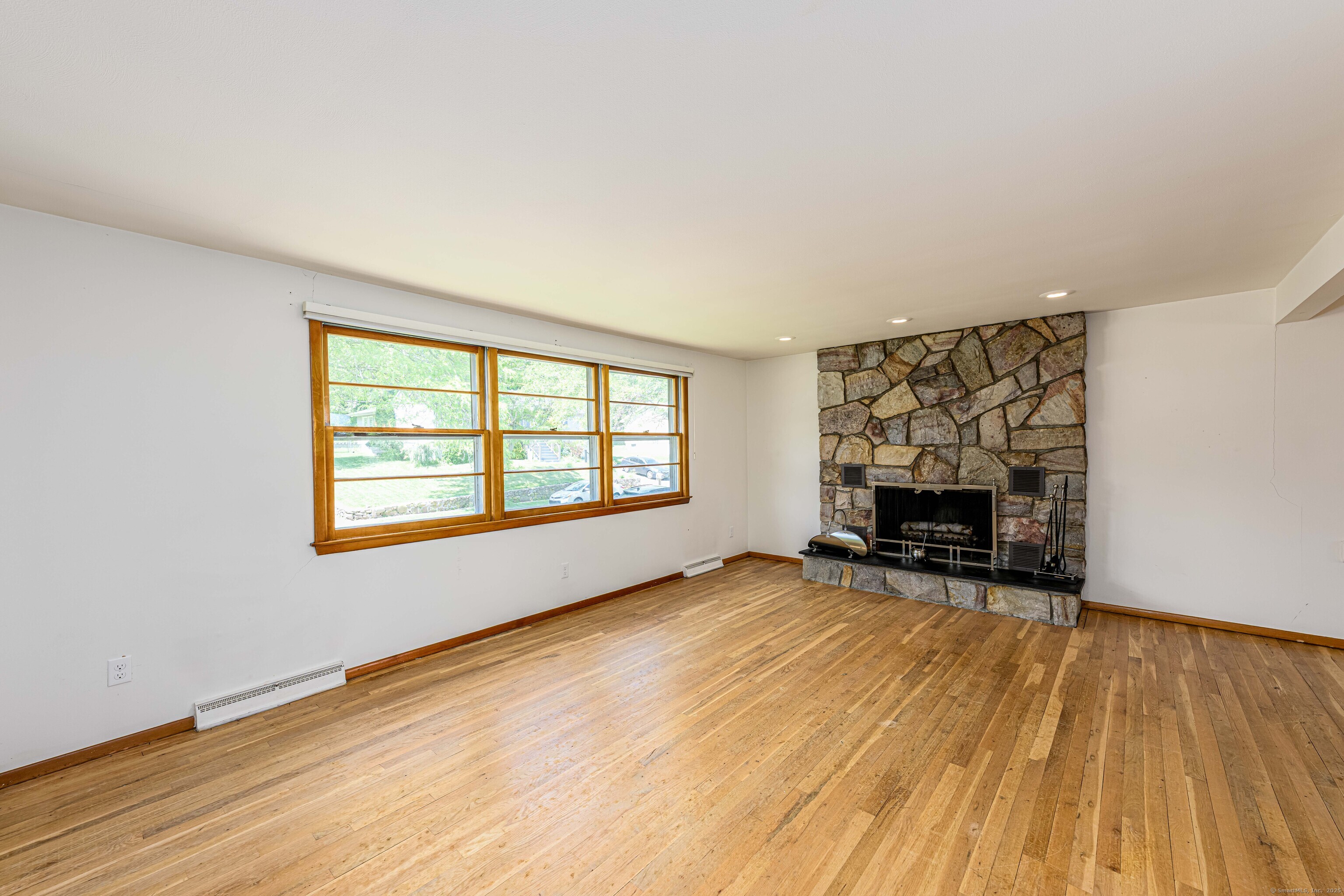 77 Hesse Road