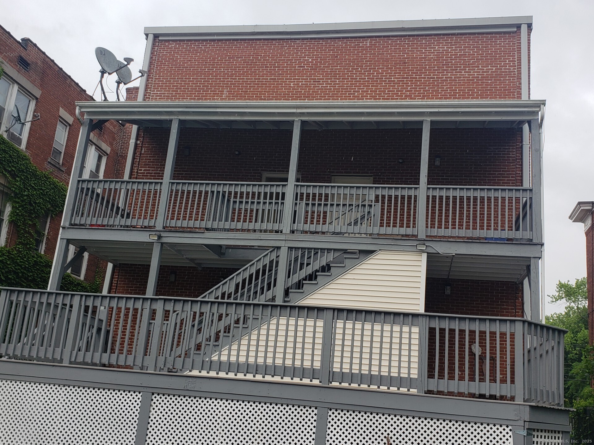 19 Edgewood Street