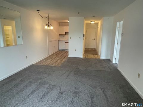 Tiny photo for 75 Washington Avenue #4-303, Hamden, CT 06518 (MLS # 24157137)
