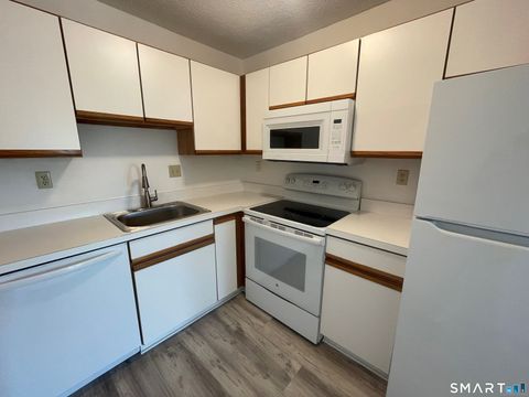 Tiny photo for 75 Washington Avenue #4-303, Hamden, CT 06518 (MLS # 24157137)
