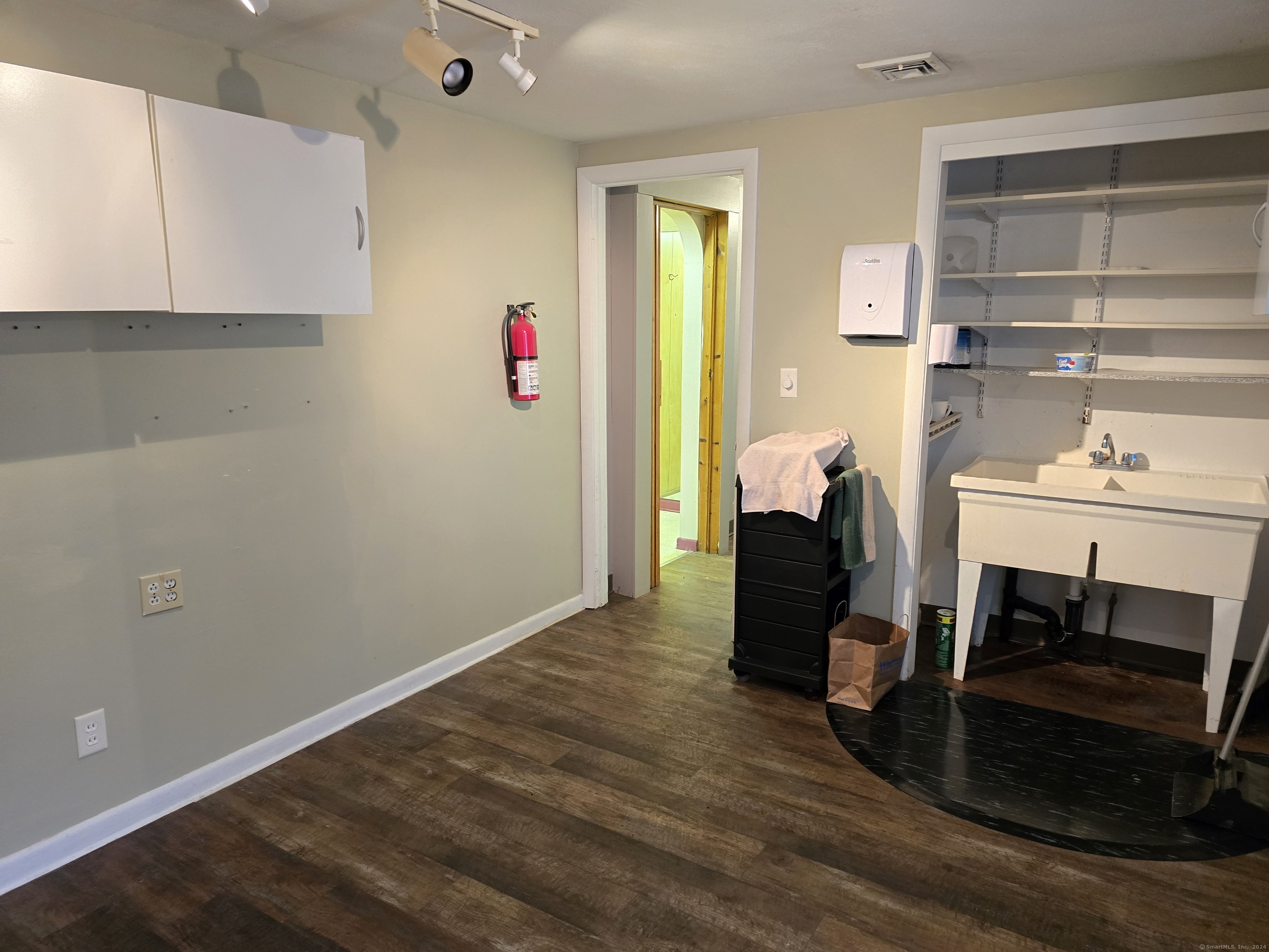 Vernon, Connecticut 06066, United States, ,Residential,Active,52773