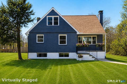 Homes For Sale - 12 Darien Road<br/> Fairfield County, New Fairfield, CT 06812