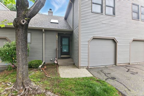 50 Elms Meadows 50 Enfield CT 06082