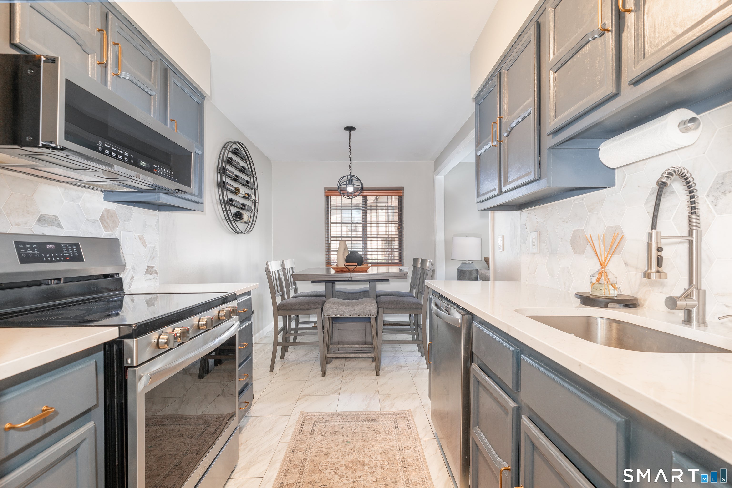153 Foxwood Close 153