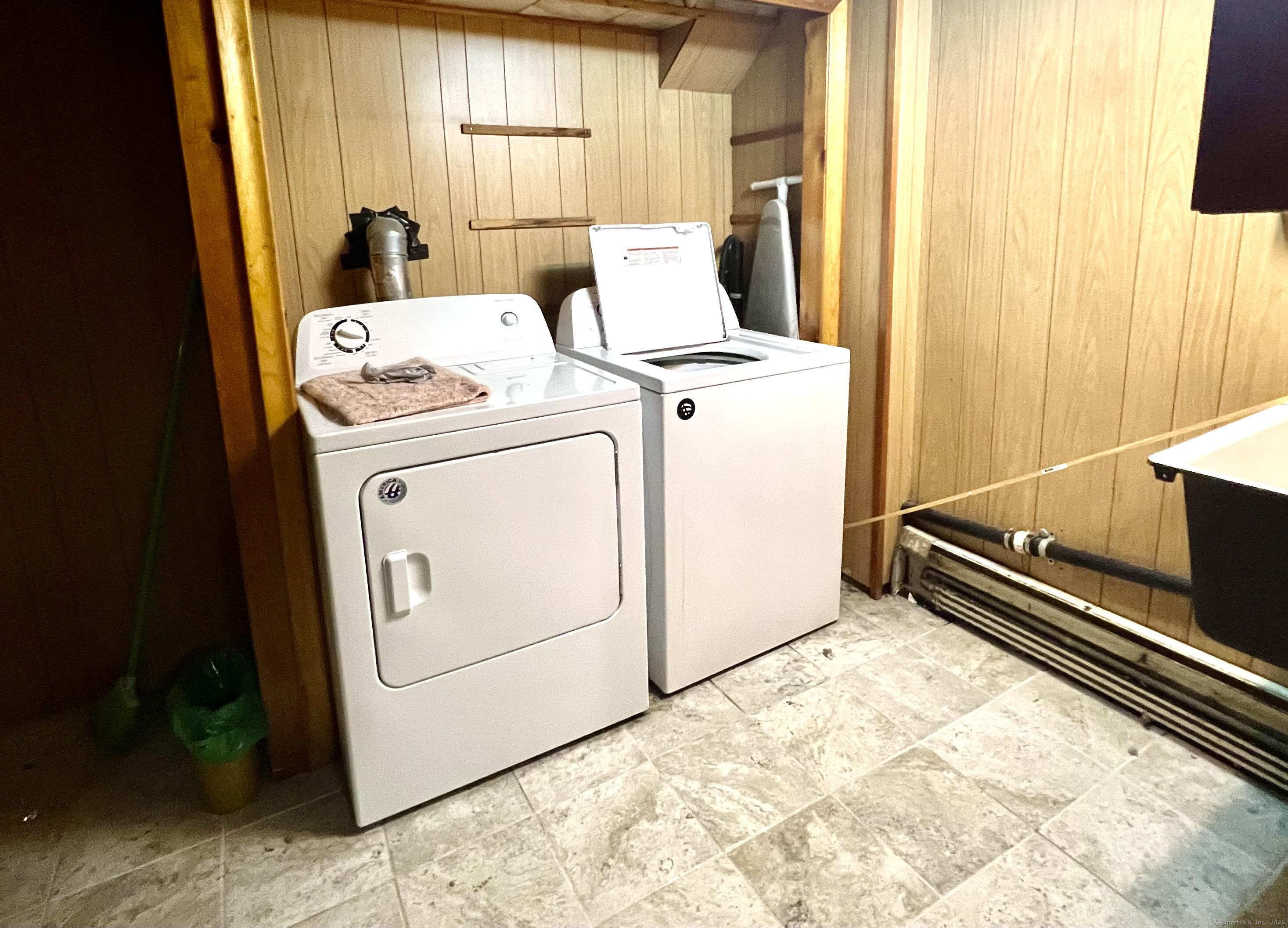 27 Eton Place, New Britain, Connecticut image 13