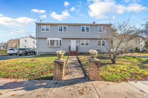 136 High Top Circle Hamden CT 06514