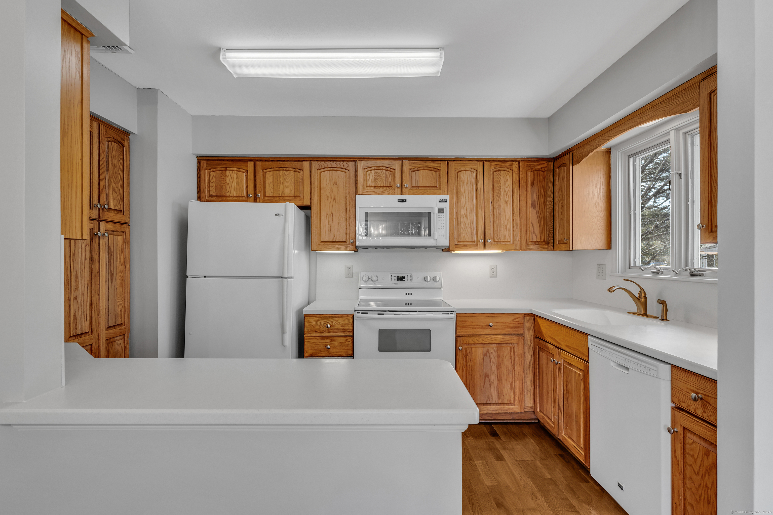 11 Aylesbury Circle #11, Madison, Connecticut image 12