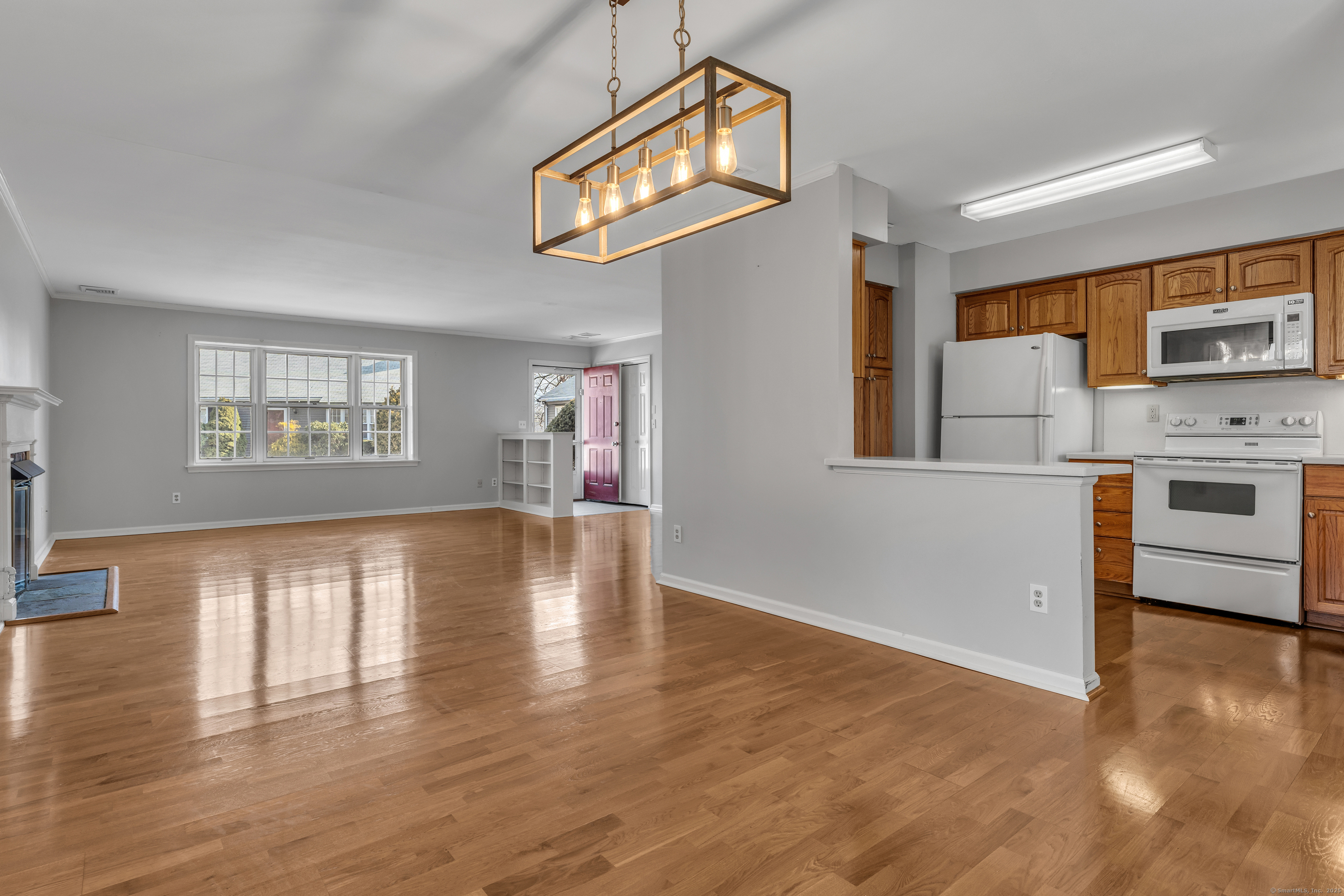 11 Aylesbury Circle #11, Madison, Connecticut image 10