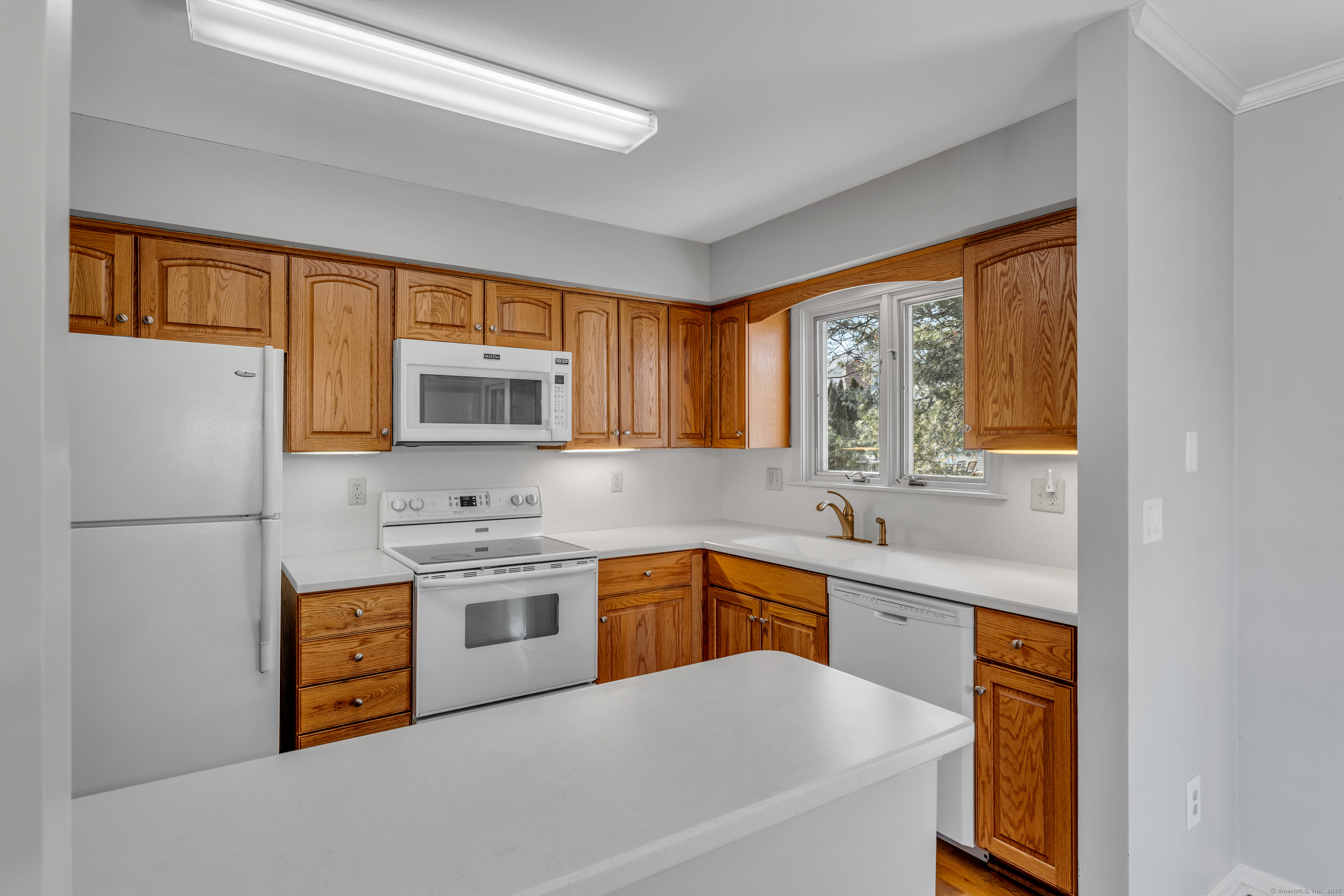 11 Aylesbury Circle #11, Madison, Connecticut image 13