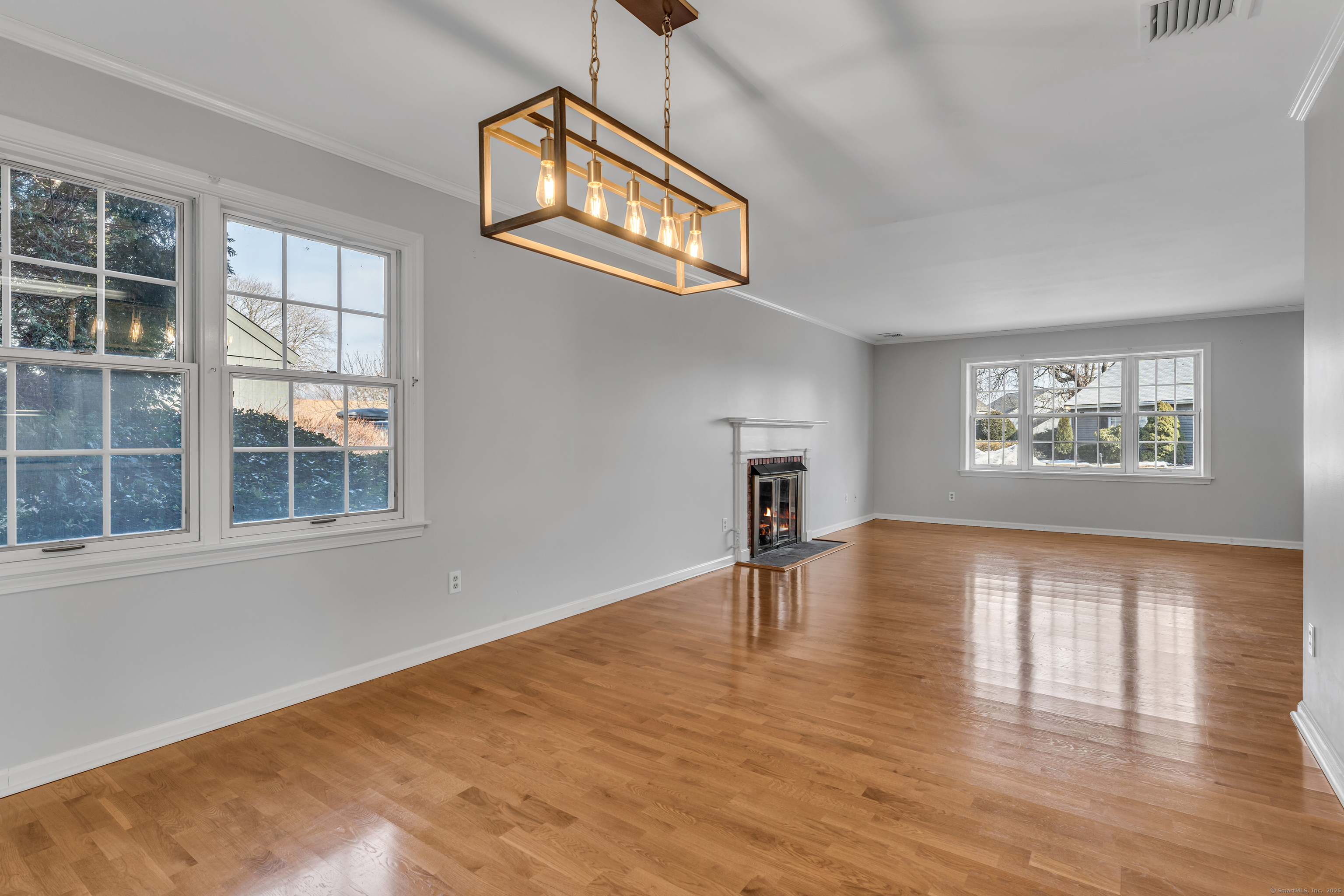 11 Aylesbury Circle #11, Madison, Connecticut image 17
