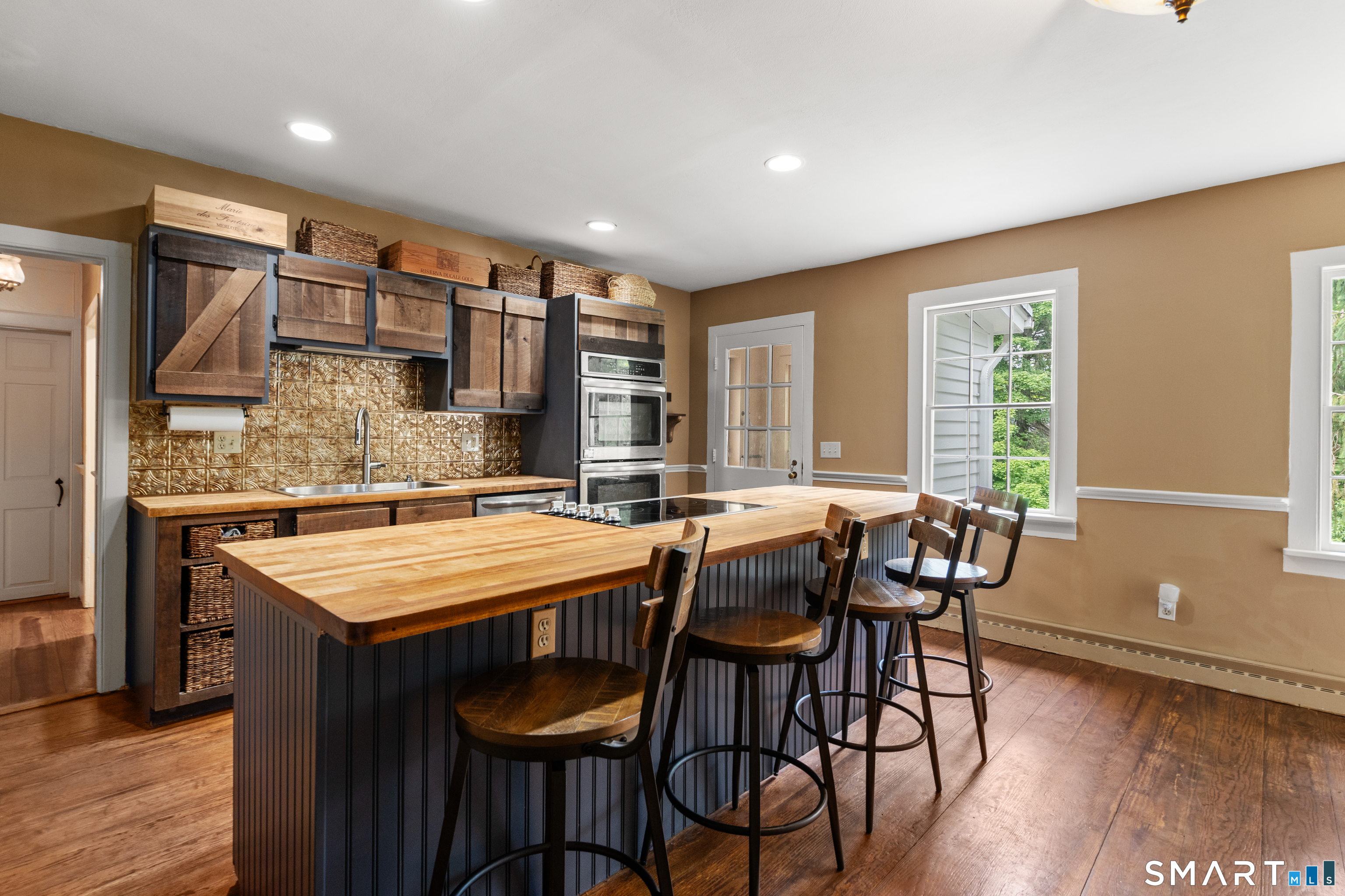 169 Whisconier Road
