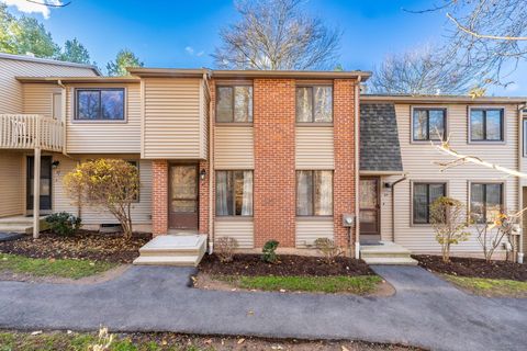 47 Conestoga Way 47 Glastonbury CT 06033