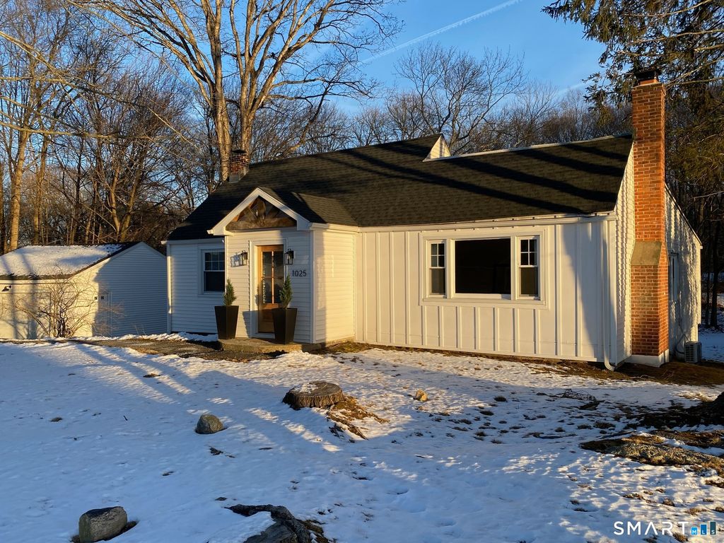 Photo of 1025 Willard Road, Orange, CT 06477 (MLS # 24150833)