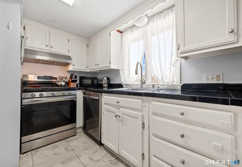 Tiny photo for 5 Wall Street, Middletown, CT 06457 (MLS # 24153151)