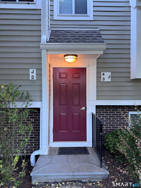 Condo For Rent - 71 Aiken Street #J2<br/> Norwalk, CT 06851