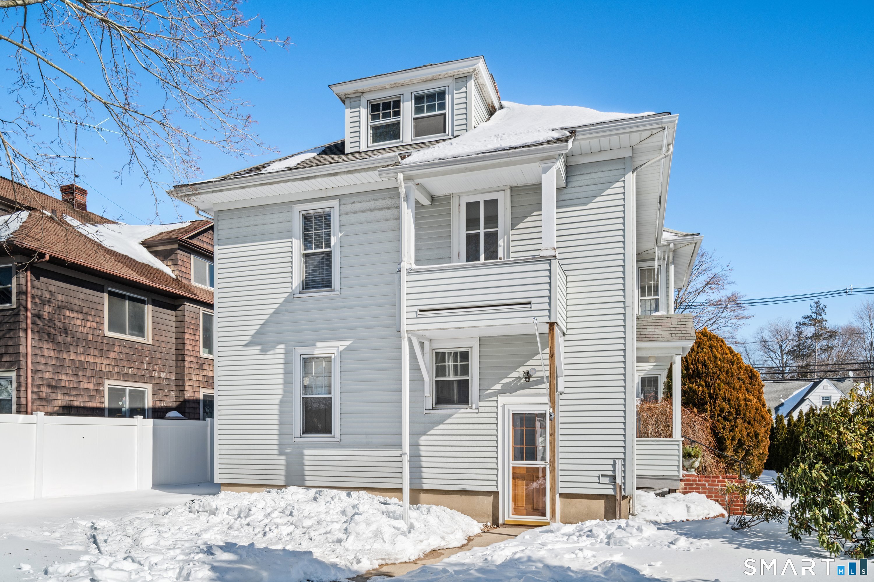 80 Gregory Boulevard