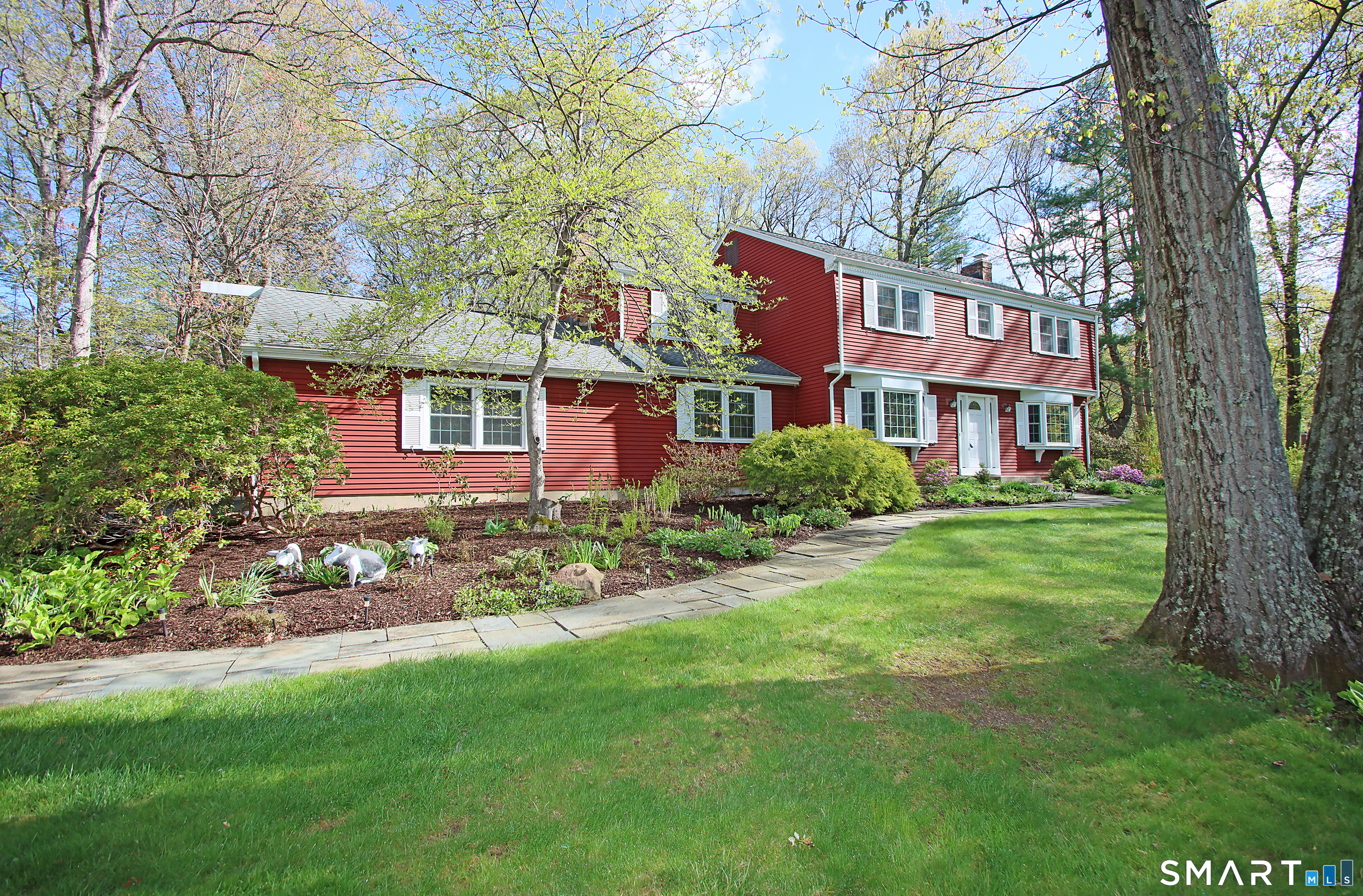 34 Hitchcock Lane