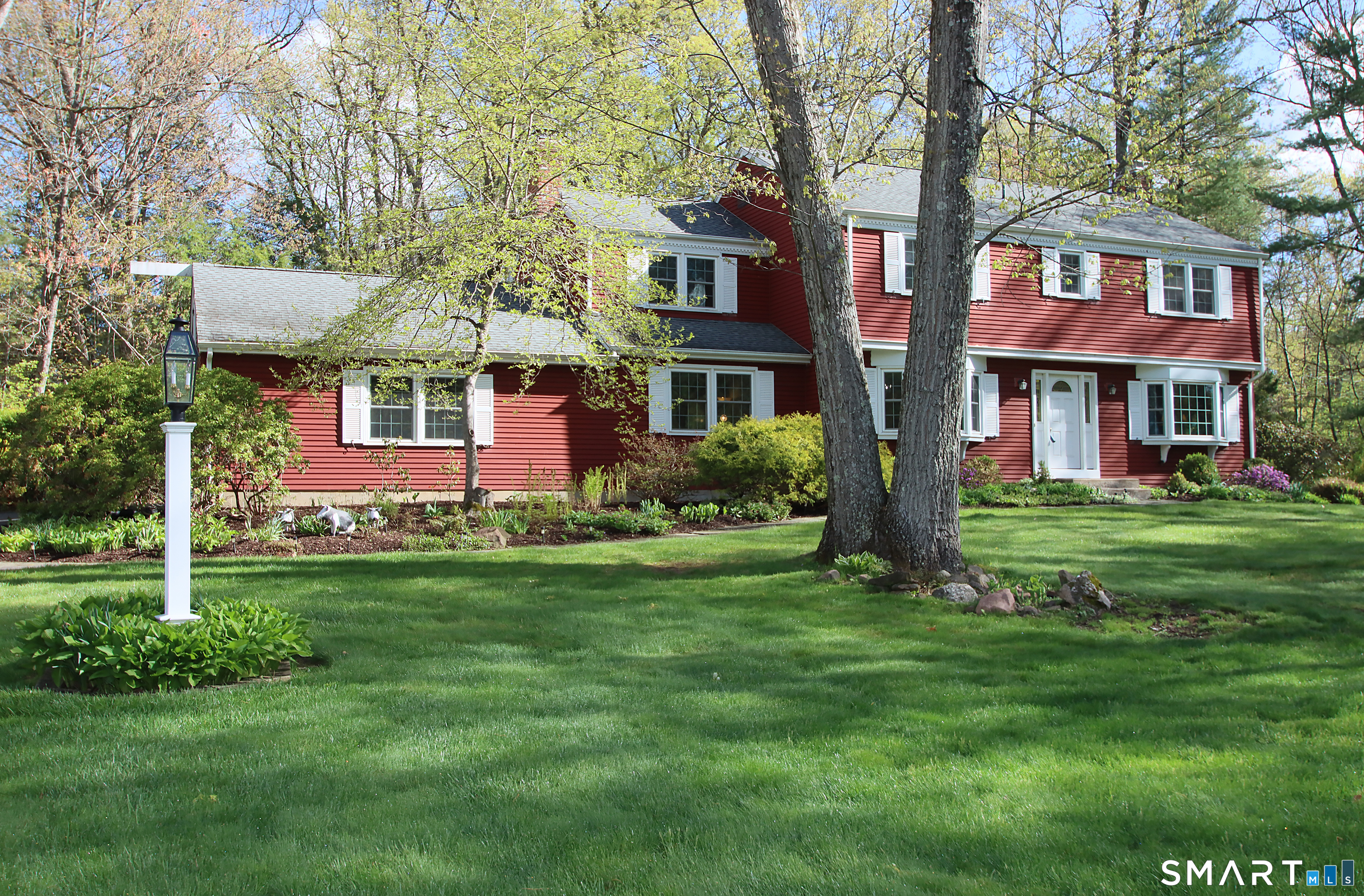 34 Hitchcock Lane