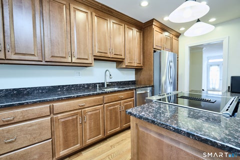 Tiny photo for 2675 Park Avenue #5, Bridgeport, CT 06604 (MLS # 24207343)