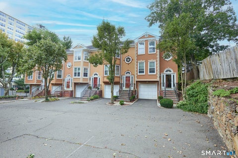 Tiny photo for 2675 Park Avenue #5, Bridgeport, CT 06604 (MLS # 24207343)
