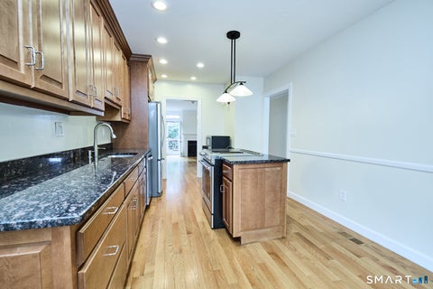 Tiny photo for 2675 Park Avenue #5, Bridgeport, CT 06604 (MLS # 24207343)